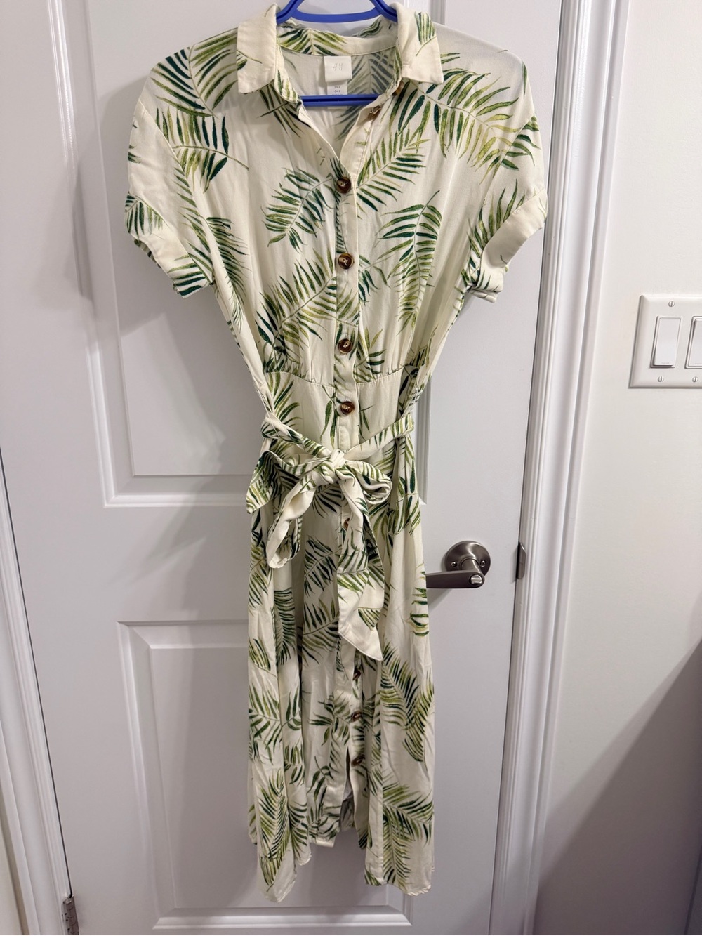 H&M Cream Palm-Print Casual Button-Down Shirt Dress